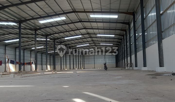 Di Sewa Gudang Lokasi Strategis Cocok untuk Online Shop