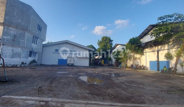 Gudang di Sewa Murah Bnget Lokasi Strategis Container 40 Feet Masuk.