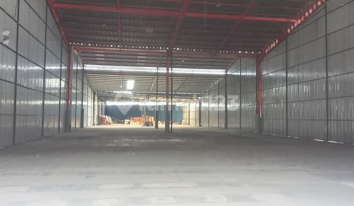 Gudang di Sewakan Harga Murah Lokasi Strategis.dekat Gading Serpong, Lippo, BSD City