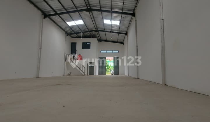 Gudang di Sewa Cepat Siap Pakai Lokasi Strategis Samping BSD City