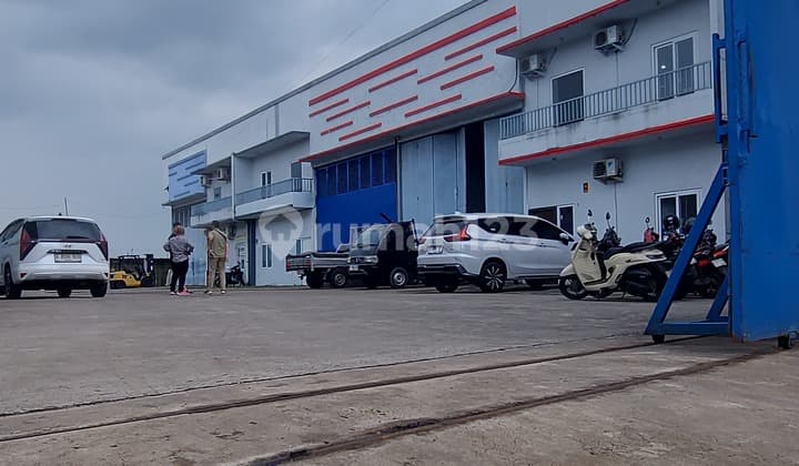 Warehouse for Rent, Ready to Use, 40 Feet Container Accessible.