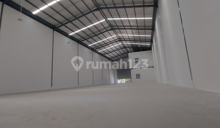 Gudang di Sewa Siap Pakai Masih Baru bisa untuk Priduksi.