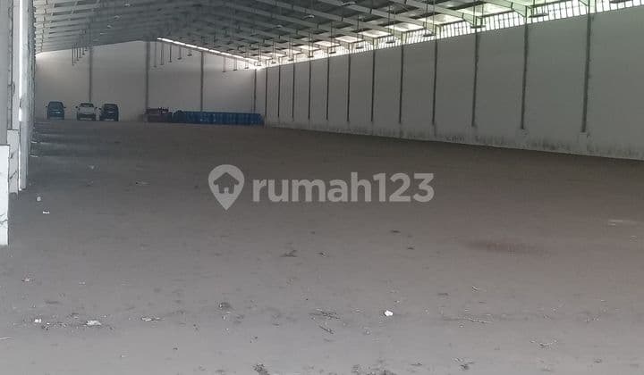 Di Sewa Gudang Siap Pakai bisa untuk Produksi,Kontainer 40 Feet dan 5 Menit ke Gading Serpong Pusat Bisnis.