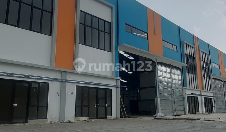 Rent Quickly Warehouse Ready to Use Industrial Zone Strategic Location Near Toll