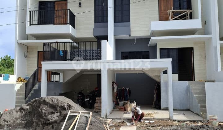 Rumah Mewah Ready 2Lt di Jalan Pramuka Banyumanik Semarang Atas