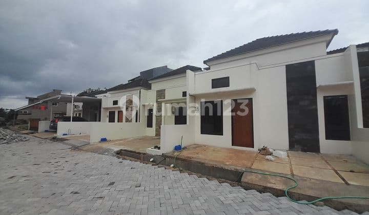 Rumah Murah SHM di Banyumanik Selangkah Sma Hidayatullah Semarang