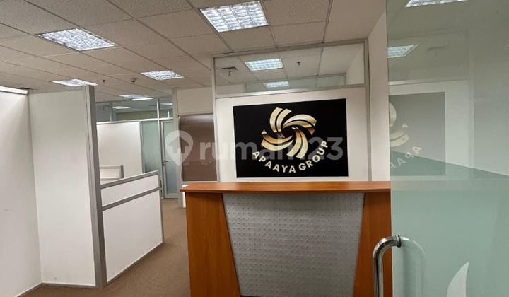 SEWA KANTOR FURNISH MEGA KUNINGAN MENARA PRIMA 97sqm