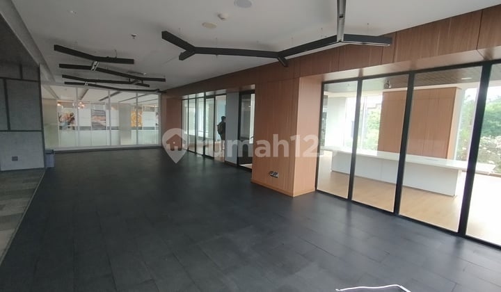Disewakan Ruang Kantor Semi Furnish Area Tomang Gedung Jagat