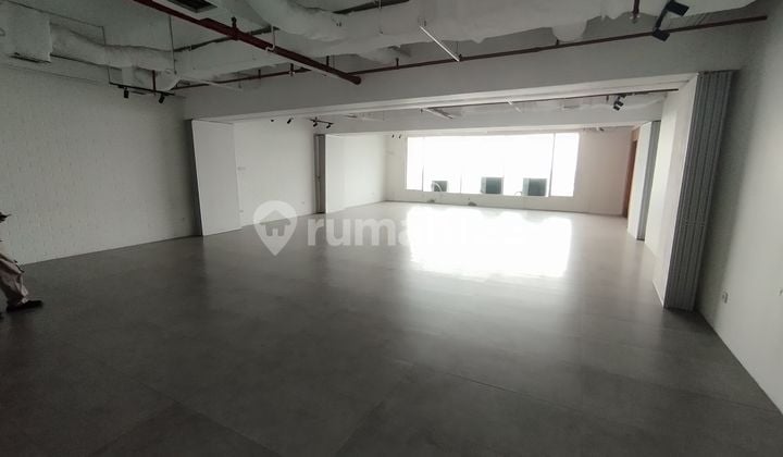 Disewakan Ruang Kantor Menara Pondok Indah 150m2