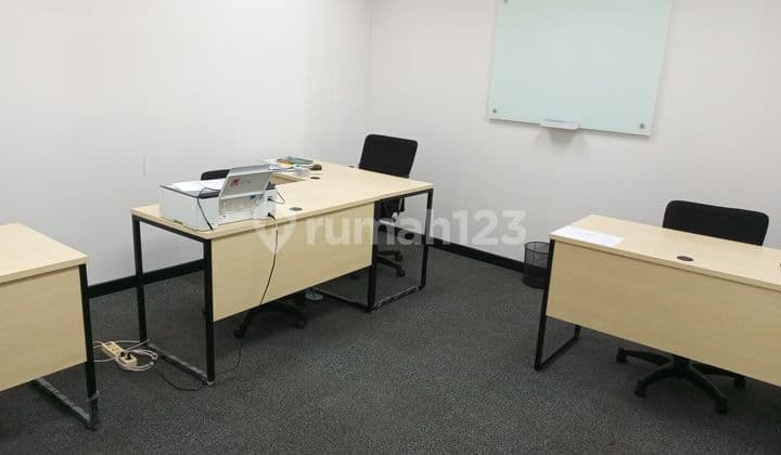 SEWA KANTOR MINIMALIS 4 MEJA SAJA HARGA MURAH DI MENARA JAMSOSTEK