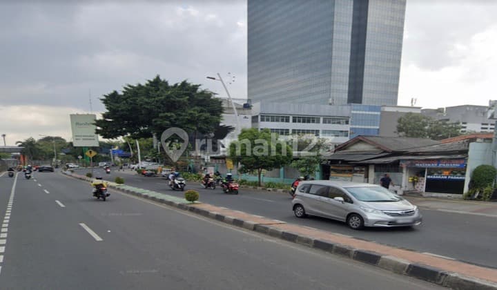 Tanah Pinggir Jalan Utama Strategis , Depan Pintu Tol ,Zona Komersil, Shm - Sertifikat Hak Milik, di Kebon Jeruk