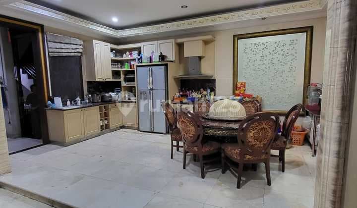 Pik House 8X25 3 Floors Full Renovation Cheapest