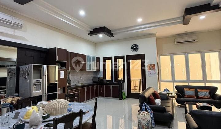 Rumah Pik Manyar 7X25 Siap Huni.