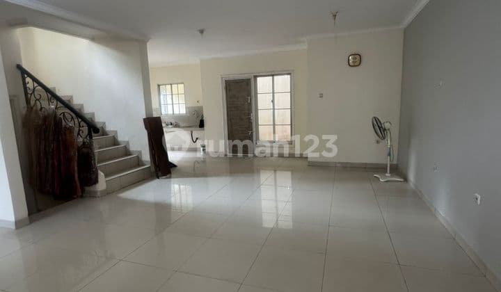 Pik Bgm Hoek House Good Location and Affordable