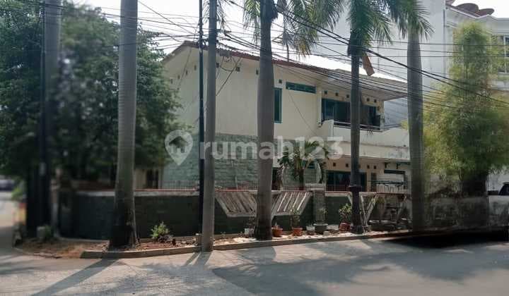 Rumah Muara Karang Hoek 2 Lantai Hitung Tanah Termurah