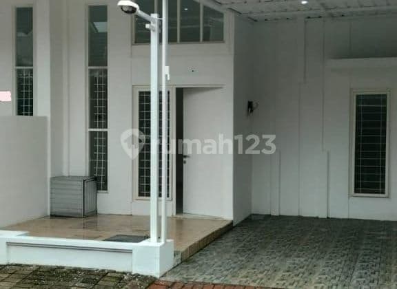 Dijual/Disewakan Rumah Terawat Siap Huni @ Wisata Semanggi ,wonorejo Rungkut