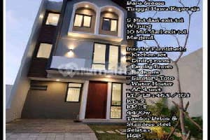 Dijual Rumah Cantik Baru Gress @ Dian Istana Regency