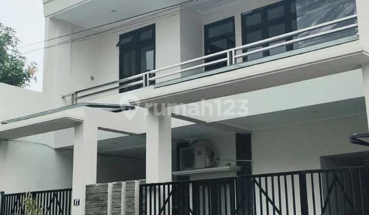 Dijual Rumah Baru Renovasi Full Granit Shm @ Kedung Baruk