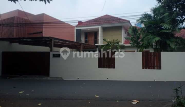 Rumah Bagus Strategis Jalan Menteng Dalam Jakarta Selatan