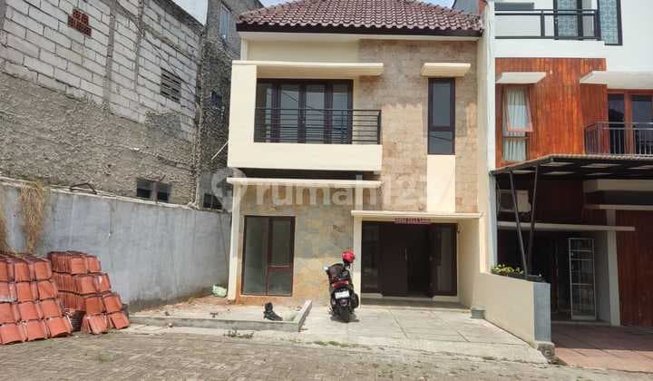Rumah Cluster Minimalis Modern Ciputat Tangerang Selatan