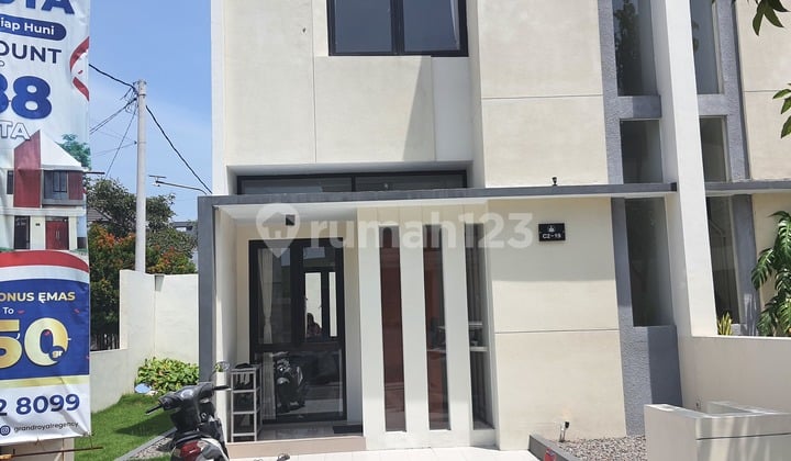 Rumah Bagus 2 Lantai Full Furniture di Grand Royal Regency