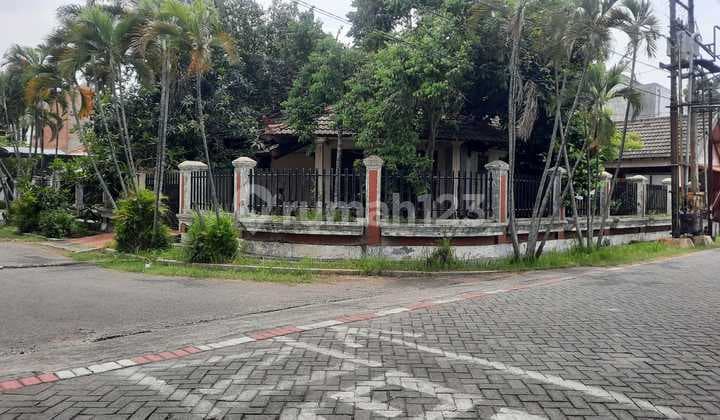 Hunian Pojok Asri Selangkah Dari Raya A Yani