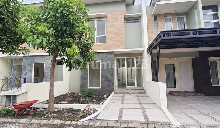 Rumah Mewah Harga Terjangkau.dekat Royal Plasa Surabaya