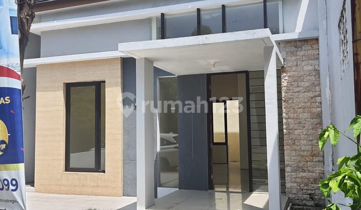 Rumah Bagus. di Grand Royal Regency, Wage, Taman, Sidoarjo