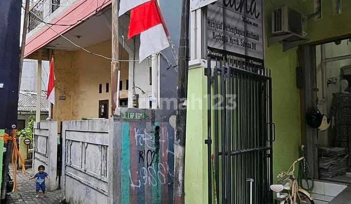 Paling Murah Rumah di Jakarta 2 Lantai Tanah 90M SHM