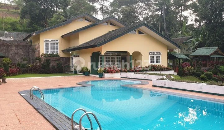 Villa Di Cisarua Puncak Bogor