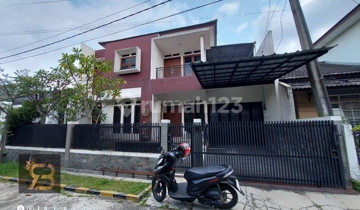 Dijual Rumah Siap Huni di Arcamanik Dekat Antapani Bandung Akses Mudah