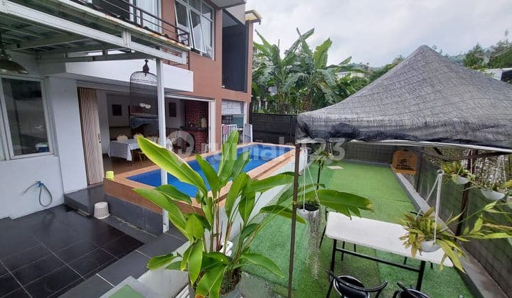 RUMAH IMPIAN DI DAGO BANDUNG Kolam Renang Pribadi Dengan Sentuhan Resort