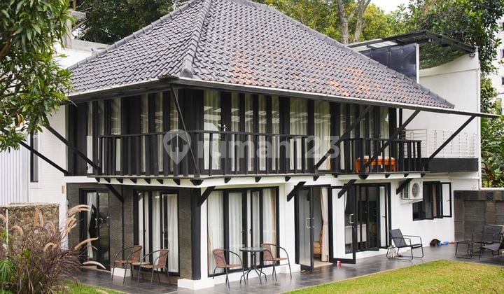 FOR SALE Comfortable, Safe, and Serene Villa House in Dago, Bandung City