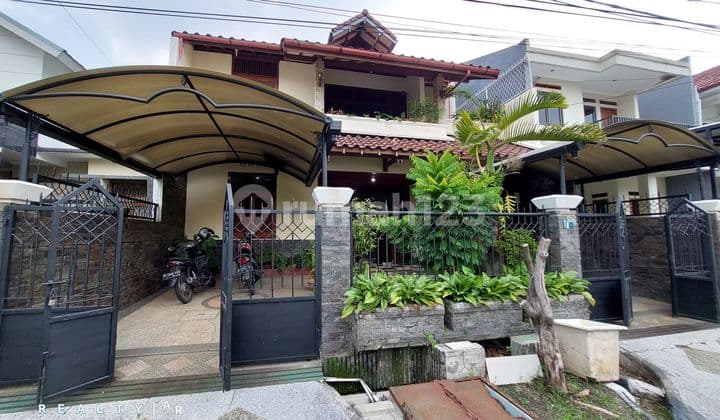 RUMAH BAGUS KLASIK DI ANTAPANI Hunian Nyaman dan Asri di Kota Bandung