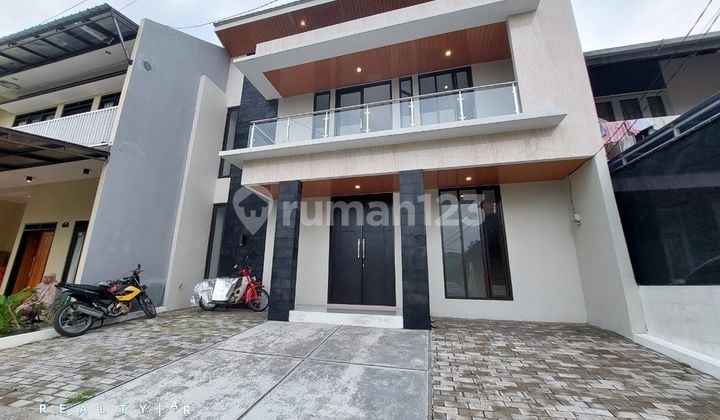 FOR SALE NEW HOUSE CHEAP Need Fast In Cikutra Bandung City