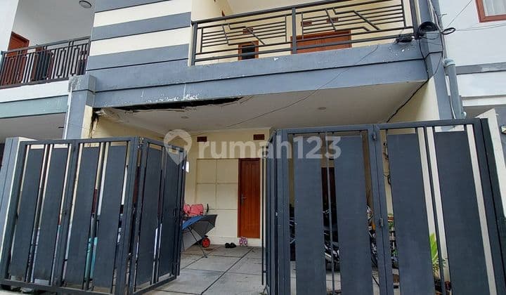 DIJUAL RUMAH SAYAP BUAH BATU Lengkong Dekat Kampus UNLA Kota Bandung