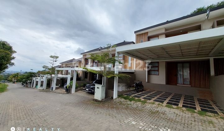 HUNIAN MILENIAL MEWAH NUANSA BALI GARDEN View Kota DI AWILIGAR Sayap Dago Bandung