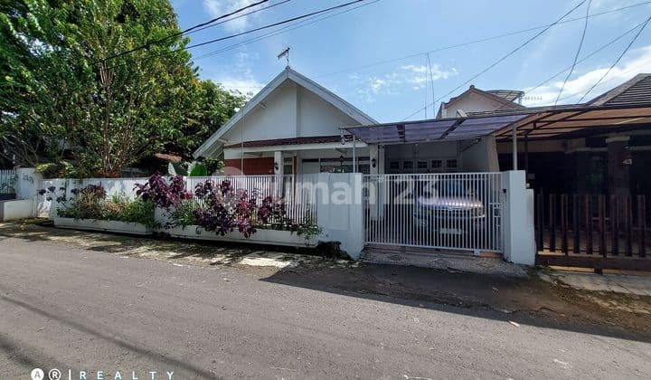 HUNIAN STRATEGIS Lokasi Premium Dekat Ke Kampus Harga Nego