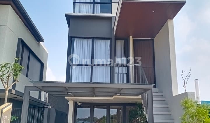 Rumah 3 Lantai Lippo Cikarang Neo Tops Collection - Type Tree Top Livin-cicilan Terjangkau