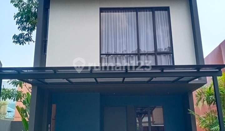 Cluster Cendana Suite Terbaru di Lippo Cikarang Rumah 2 Lantai Fasilitas Kolam Renang Dalam Cluster