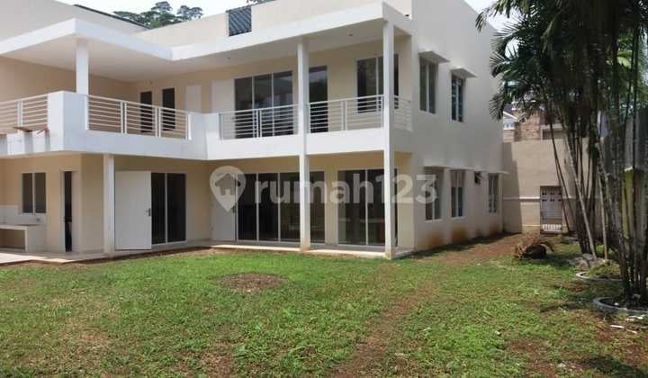 Rumah Harga Murah Halaman Luas Bukit Golf Hijau