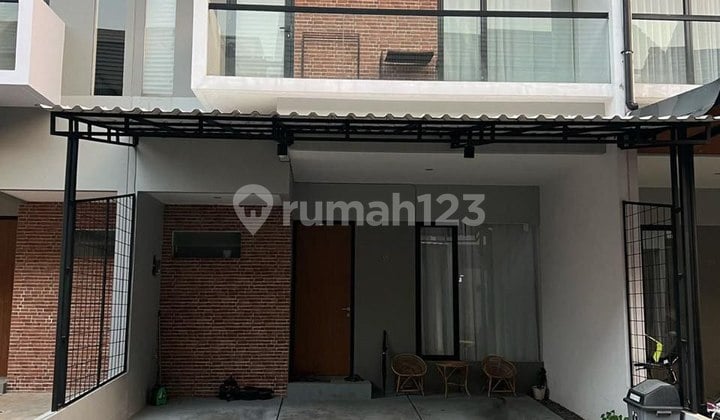 Rumah Minimalis Modern Siap Huni 2 Lt di Kebagusan Raya Jaksel
