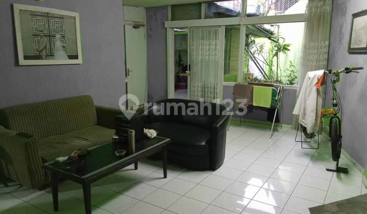Kos-Kosan Aktif 2 Lantai Ciumbuleuit Bandung – Dekat Kampus, SHM, Potensi Sewa Tinggi