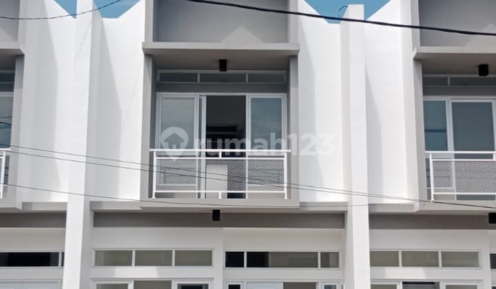 Rumah Baru 2 Lantai di Arcamanik Cisaranten - Scandinavian Modern