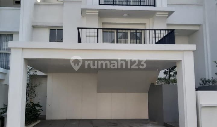 Rumah siap huni 2 lantai Cluster Agathis Golf Residence Summarecon Bogor