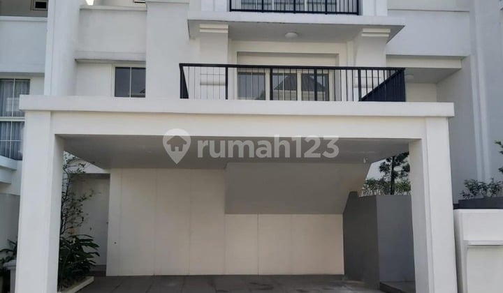 Rumah siap huni 2 lantai Cluster Agathis Golf Residence Summarecon Bogor