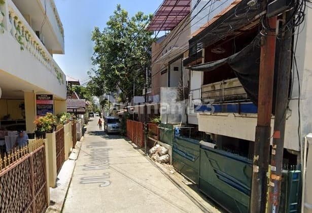 Dijual Murah Rumah Hitung Tanah di Komplek Walikota Kelapa Gading