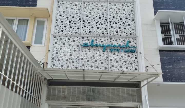 For Rent: Sumur Batu Street Shop, 3 floors, Kemayoran, Central Jakarta