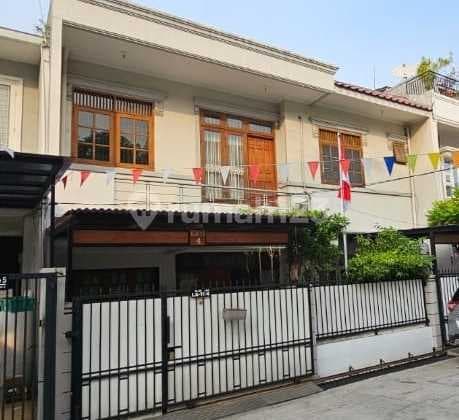 Dijual Rumah 2Lt, Siap Huni, di Janur Indah, Jakarta Utara