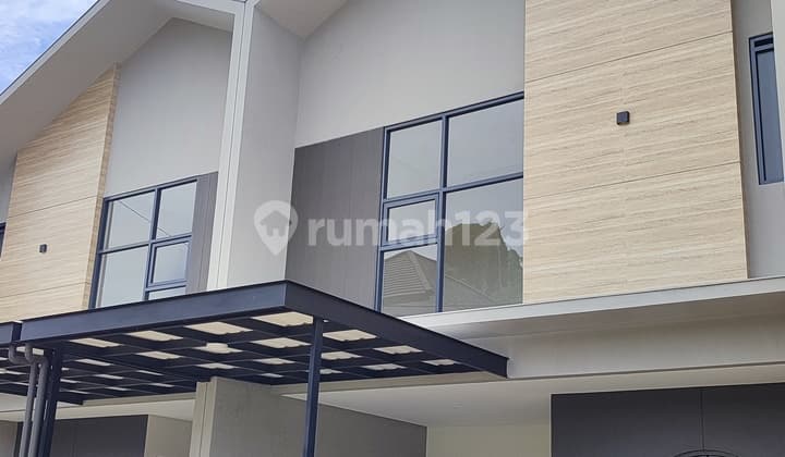 Rumah Baru Minimalis Dekat Tol Pasteur Bandung Dekat Setraduta